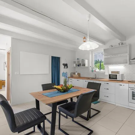 Casa Vito In Zuzici - Haus Fuer 4 Personen * Visnjan