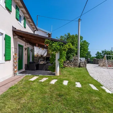 Casa Vito In Zuzici - Haus Fuer 4 Personen Visnjan