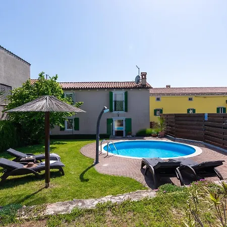 Casa Vito In Zuzici - Haus Fuer 4 Personen Holiday home *