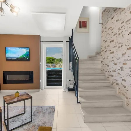 Casa Vito In Zuzici - Haus Fuer 4 Personen Višnjan