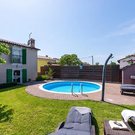Casa Vito In Zuzici - Haus Fuer 4 Personen