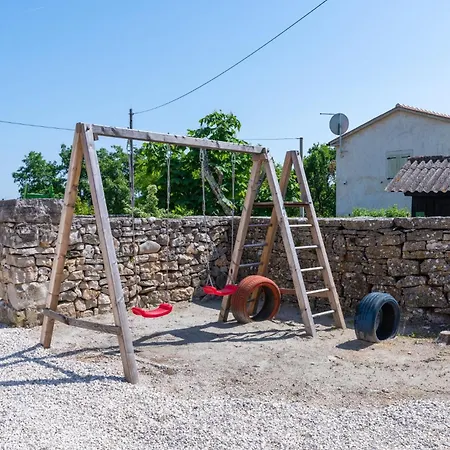 Holiday home Casa Vito In Zuzici - Haus Fuer 4 Personen Visnjan